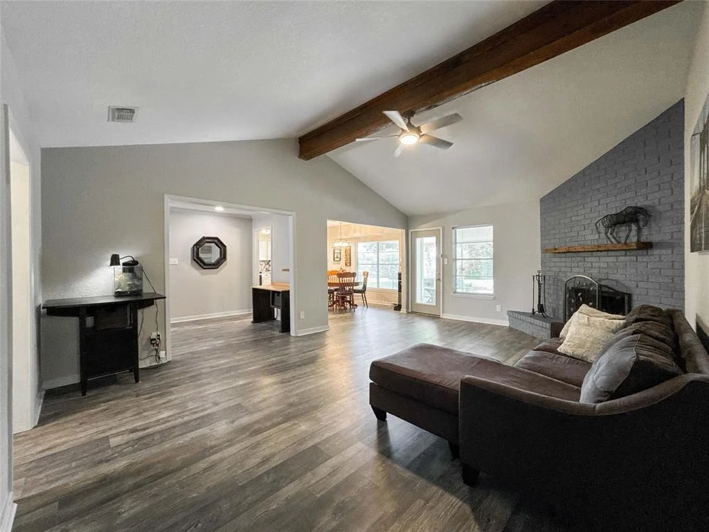 Photo of 712 Molina Drive