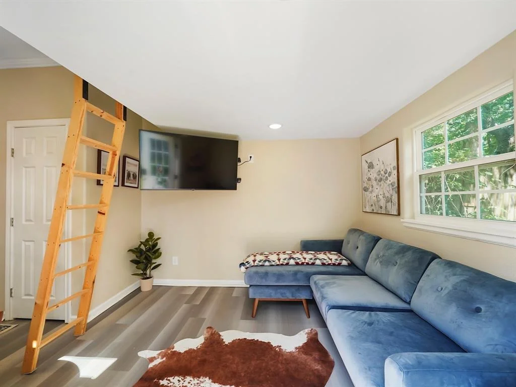 Photo of 3211 Shadowcrest Lane