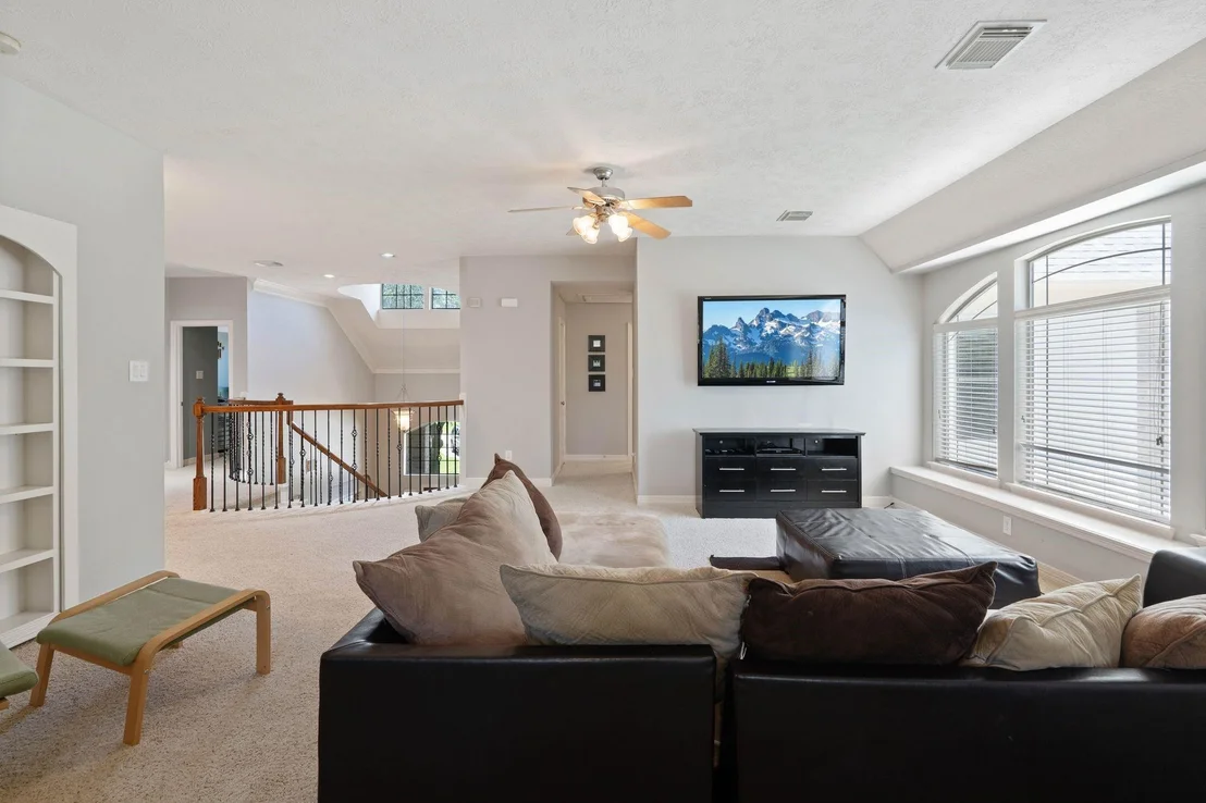Photo of 9050 Forest Cliff Court