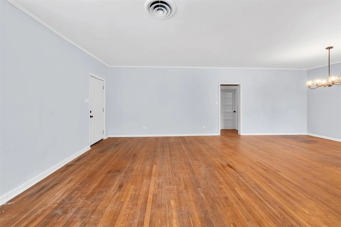 Photo of 335 N Robb Street