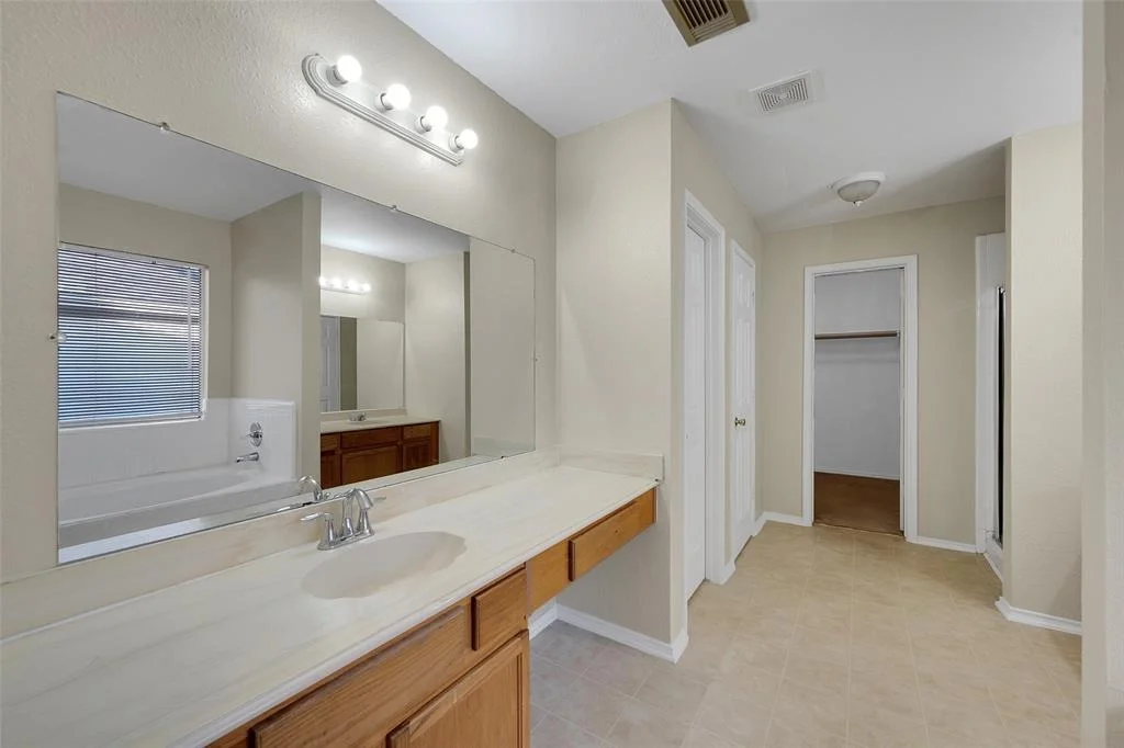 Photo of 6035 Fallmont Drive