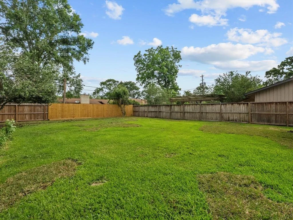 Photo of 110 Harborcrest Drive