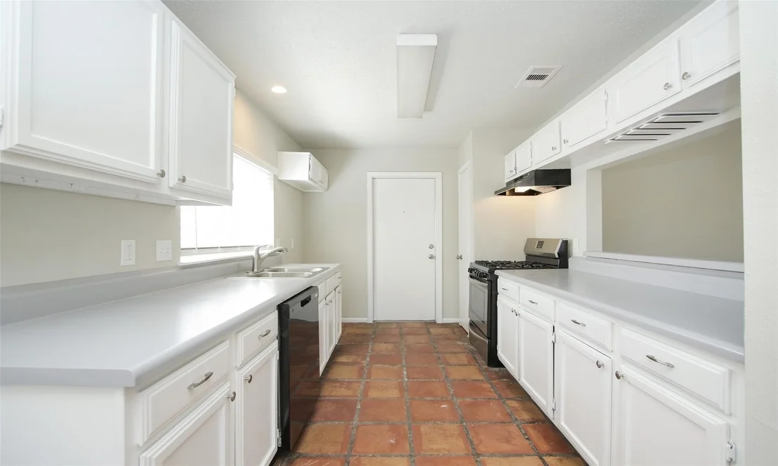 Photo of 13303 Hampton Falls Drive