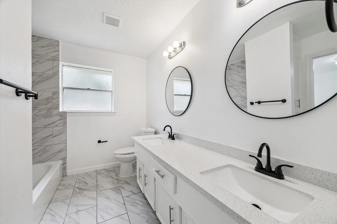 Photo of 22914 Squirrel Tree Street