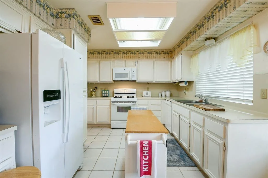 Photo of 15242 Ensenada Drive