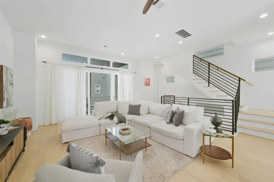 Photo of 3006 Lamar Street