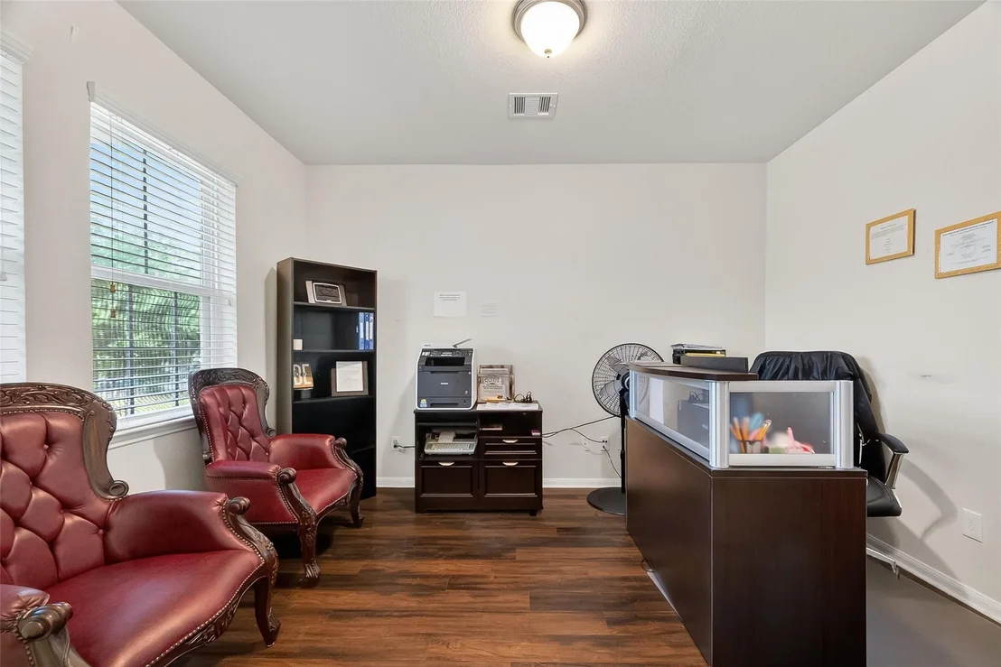 Photo of 7115 Pavilion Drive