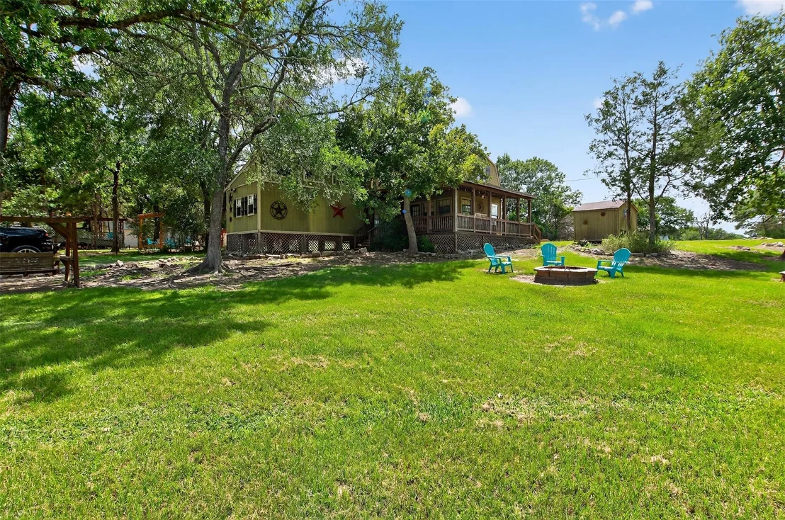 Photo of 702 Birch Hollow Drive