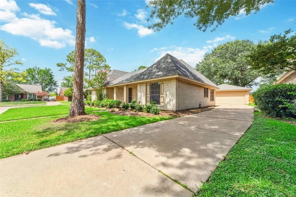 Photo of 8703 Chelsworth Drive