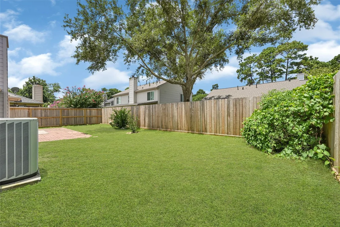 Photo of 8818 Driftstone Drive