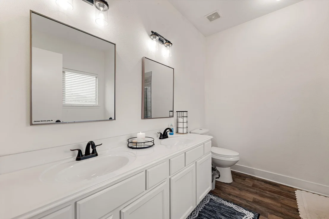Photo of 17038 Pelorus Way
