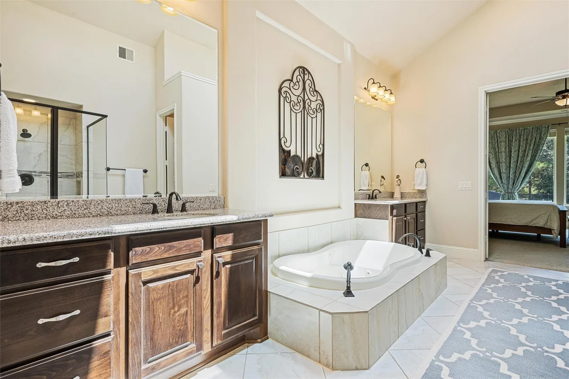Photo of 103 Lake View Loop