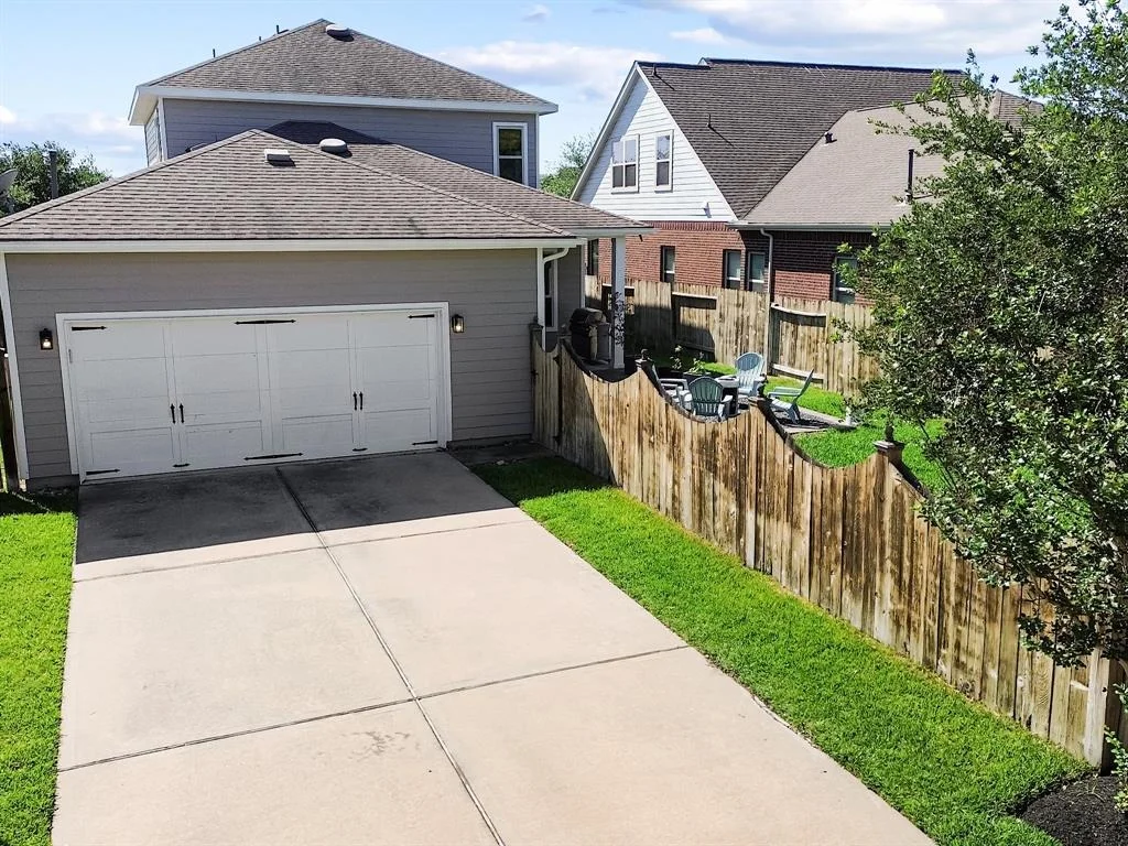 Photo of 16822 Paynes Creek Drive