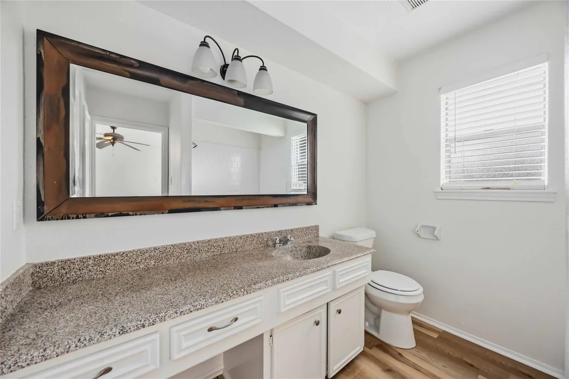Photo of 1002 Oxborough Drive