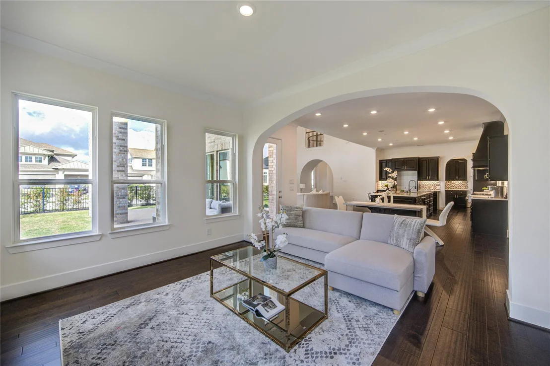 Photo of 21339 Crescent Winged Drive