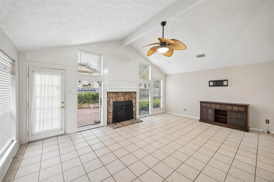 Photo of 24919 Bovington Drive