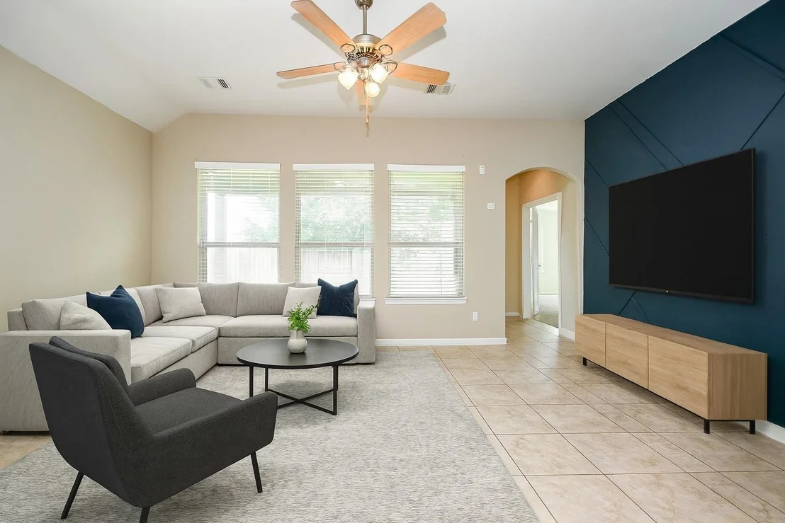 Photo of 4819 Oak Rambling Drive