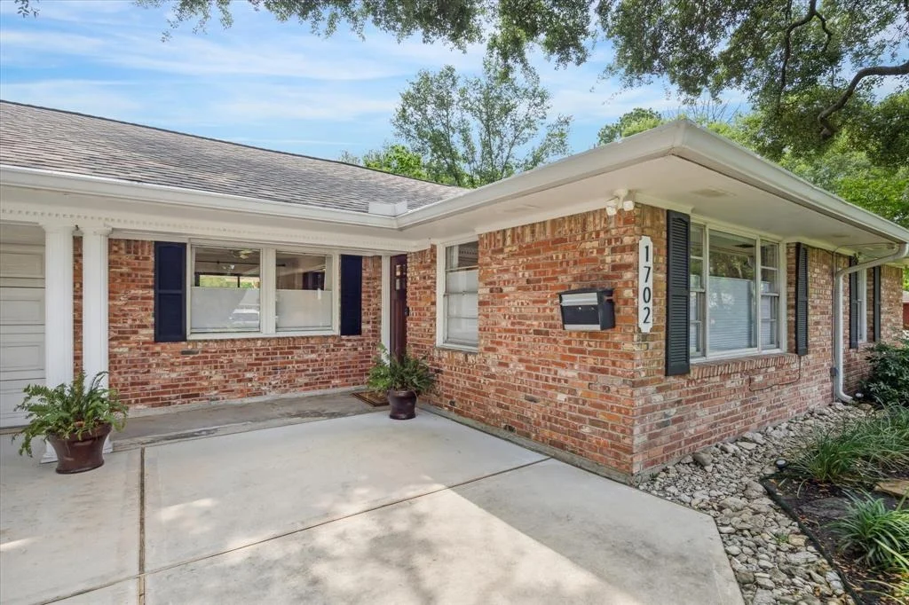 Photo of 1702 Parana Drive