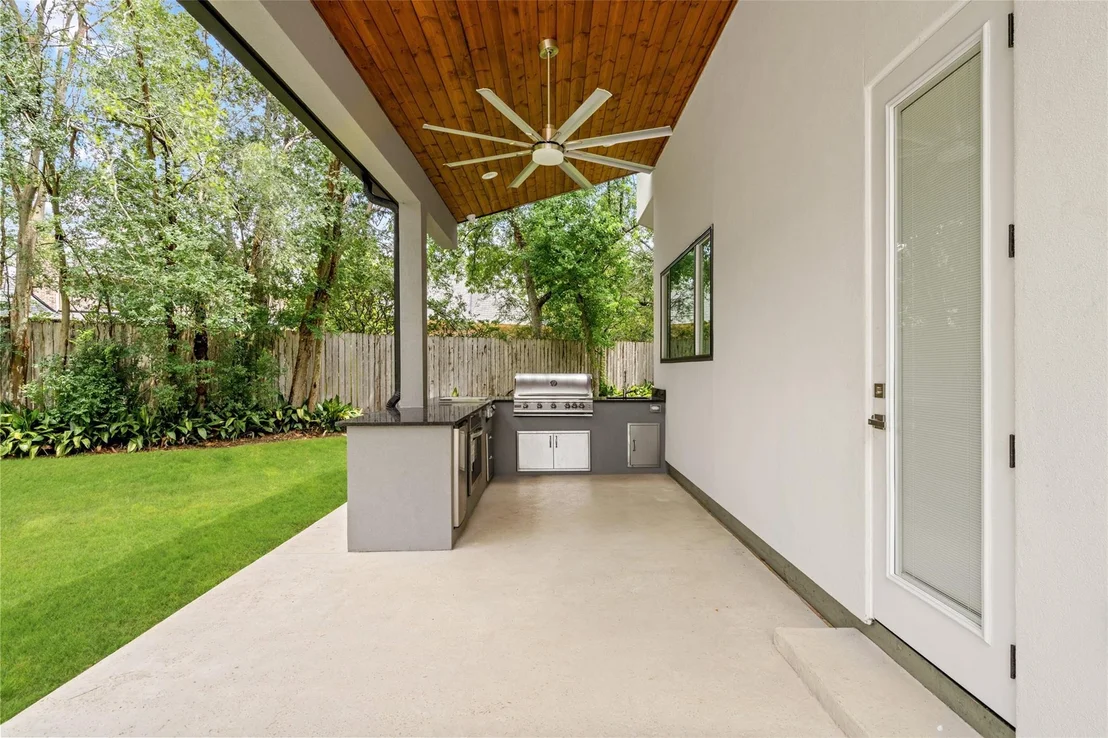 Photo of 625 Piney Point Road