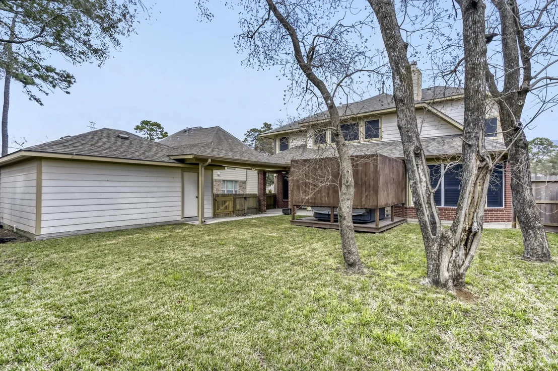 Photo of 19303 Valiant Woods Drive