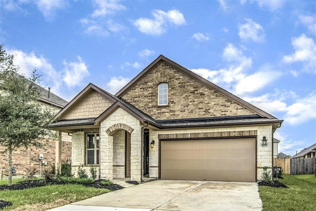 Photo of 8231 Oxbow Manor Lane