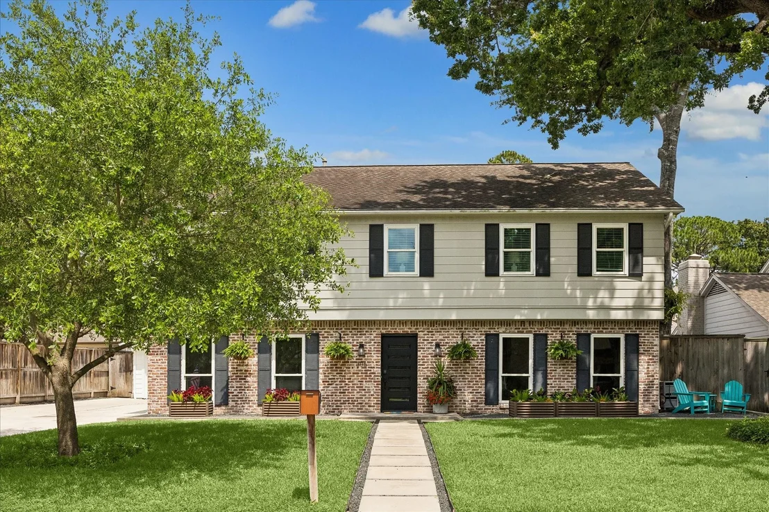 Photo of 306 Greenpark Drive