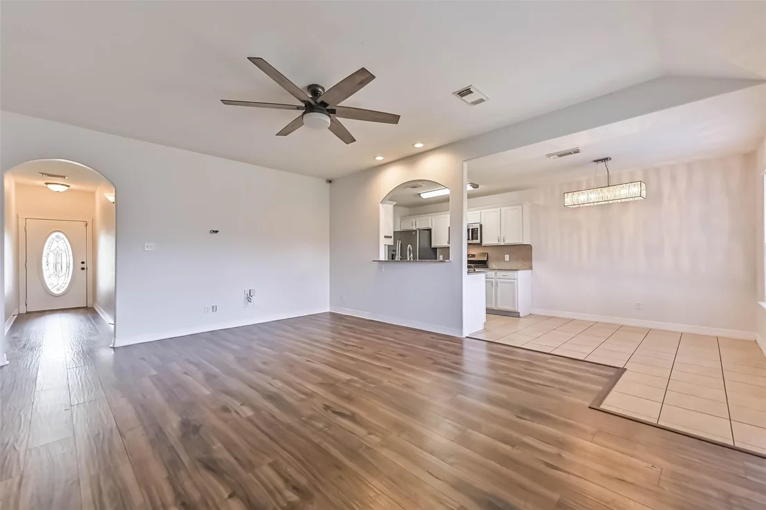 Photo of 911 Ruth Circle