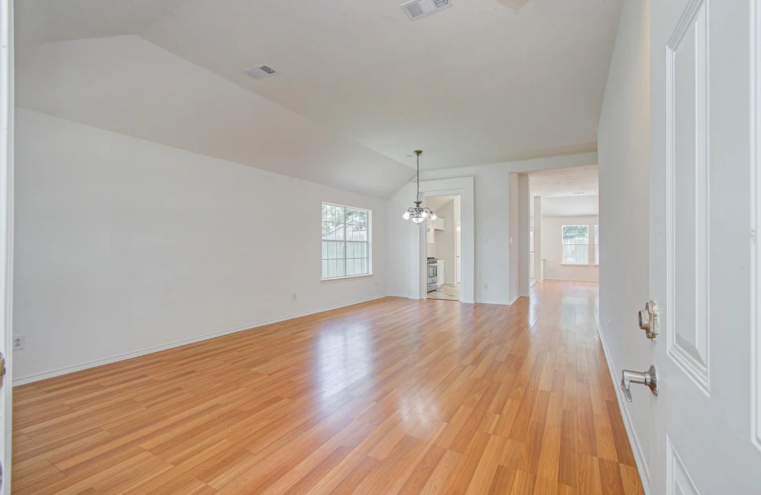 Photo of 18523 Dennington Drive
