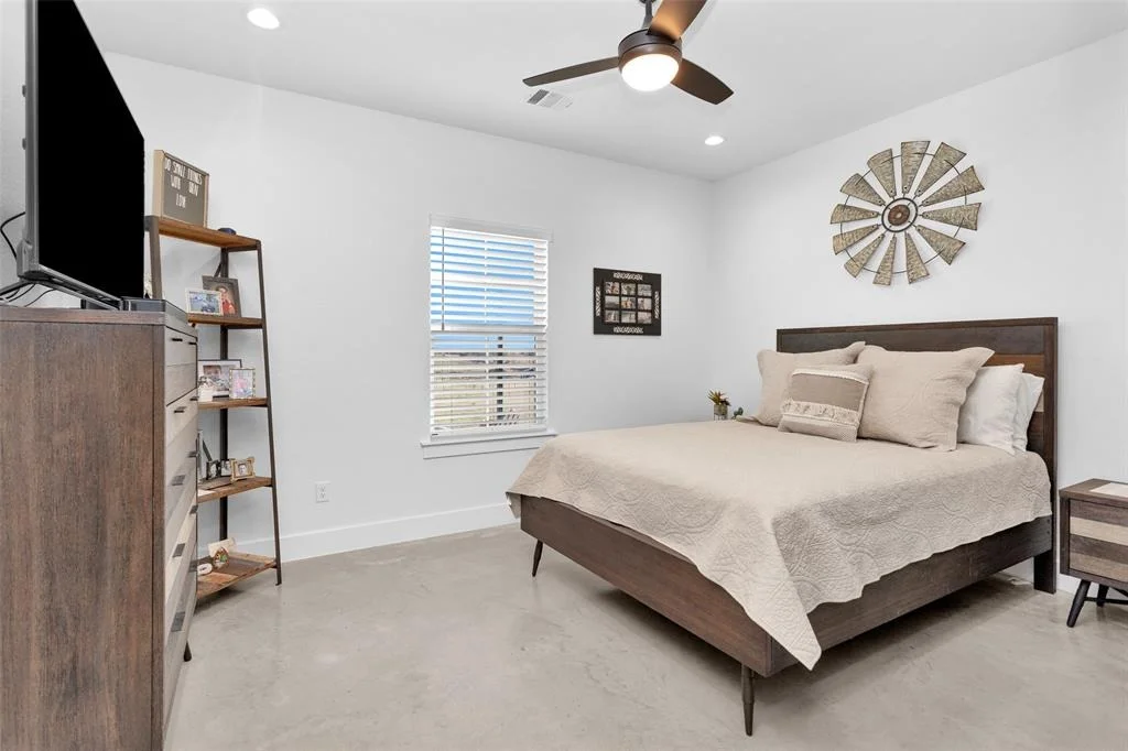 Photo of 5425 Horseshoe Drive