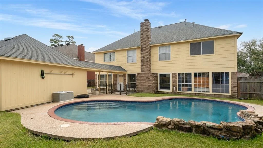 Photo of 5923 Silent Oaks Drive