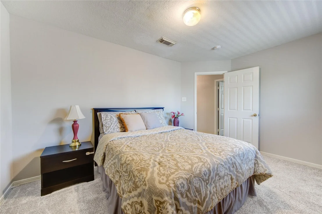 Photo of 19506 Tuscola Lane