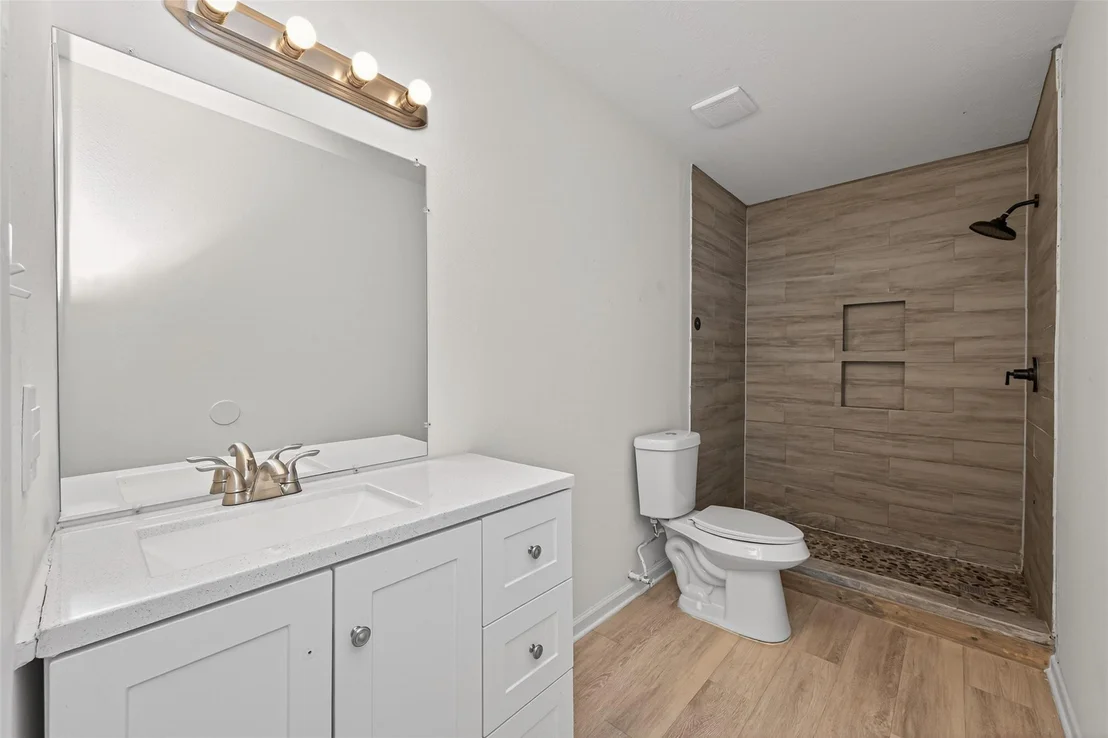 Photo of 170 Walter Drive