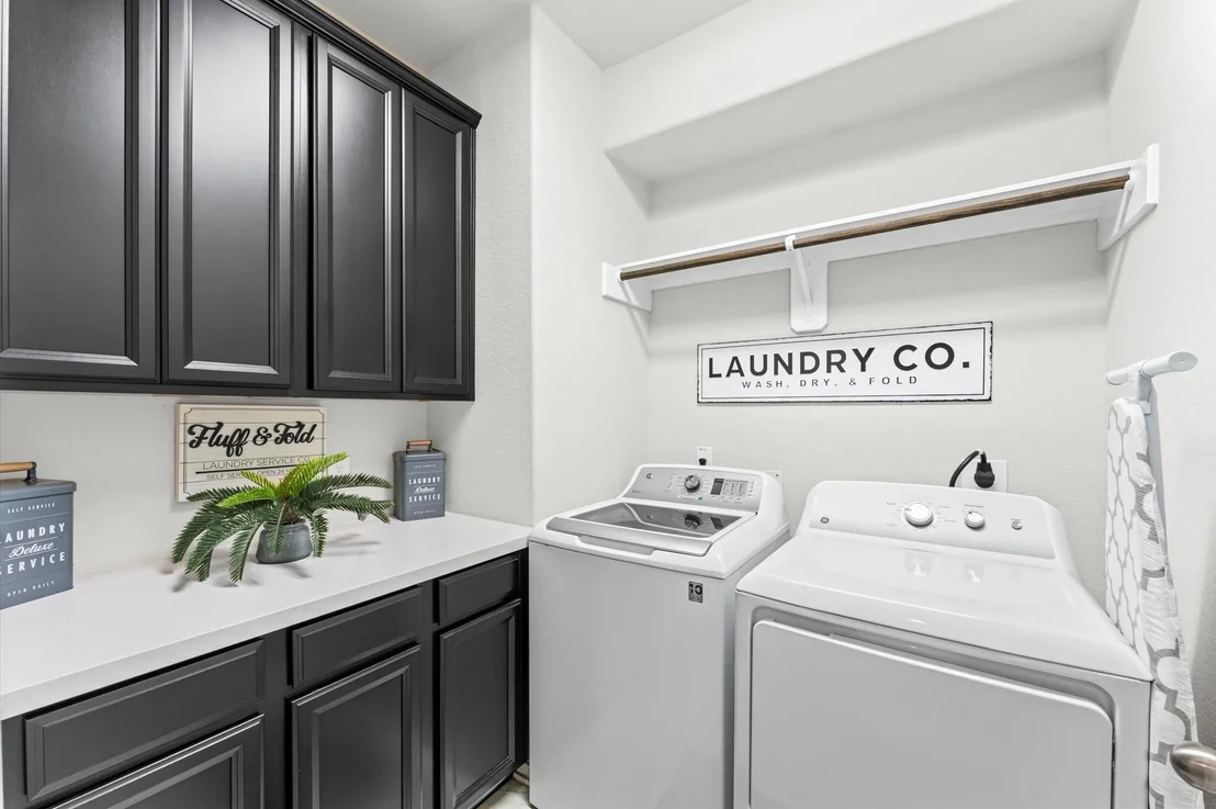 Photo of 5811 Euclid Loop