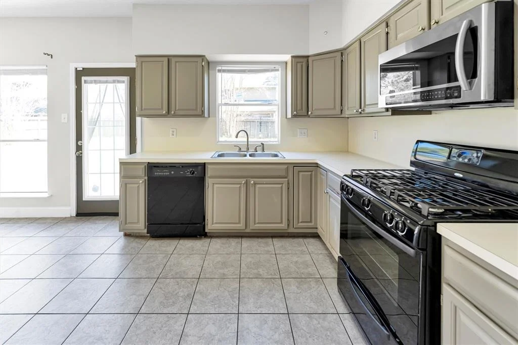 Photo of 15614 Lago Villa Drive