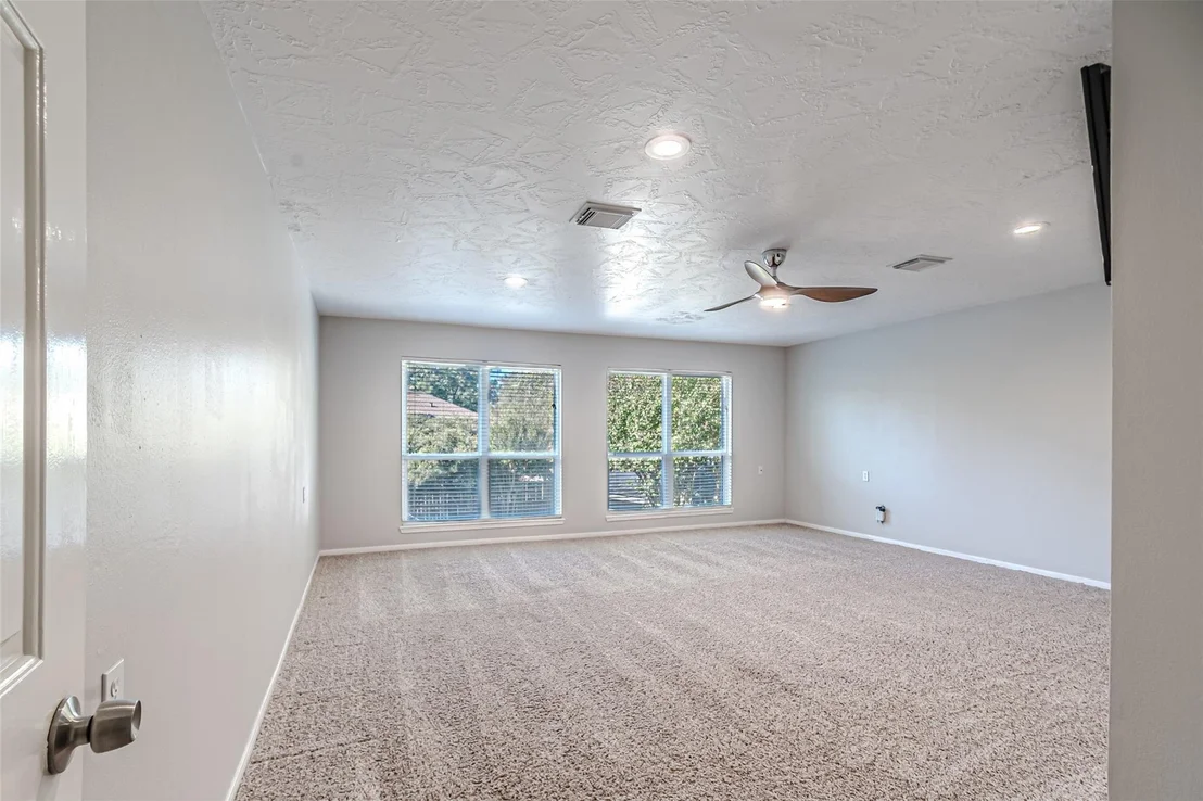 Photo of 8211 Riverglade Drive