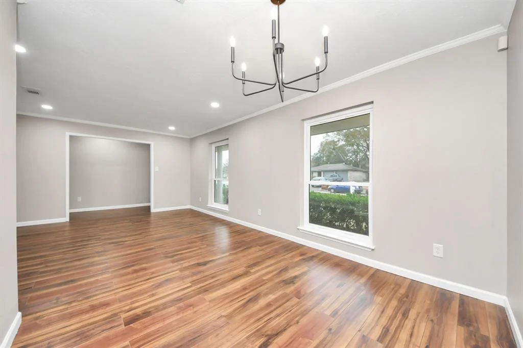 Photo of 870 Seamaster Drive