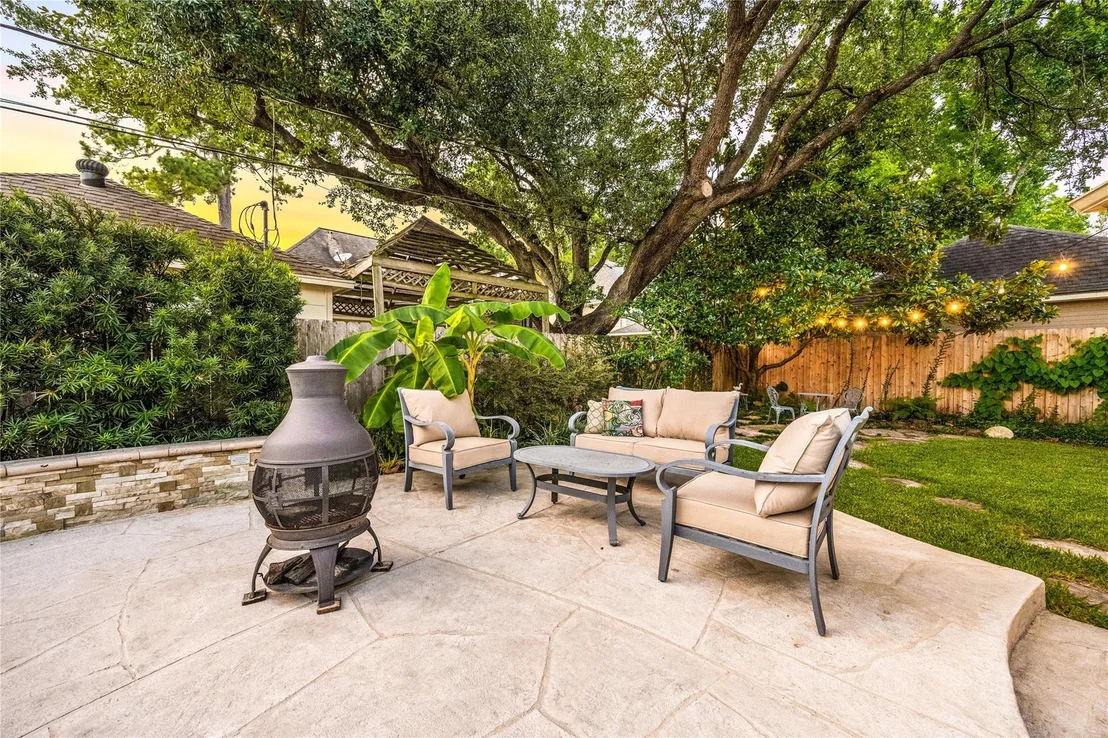 Photo of 8631 Asprey Court