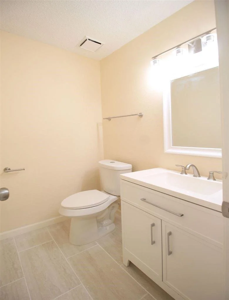 Photo of 8011 Goldengrove Drive