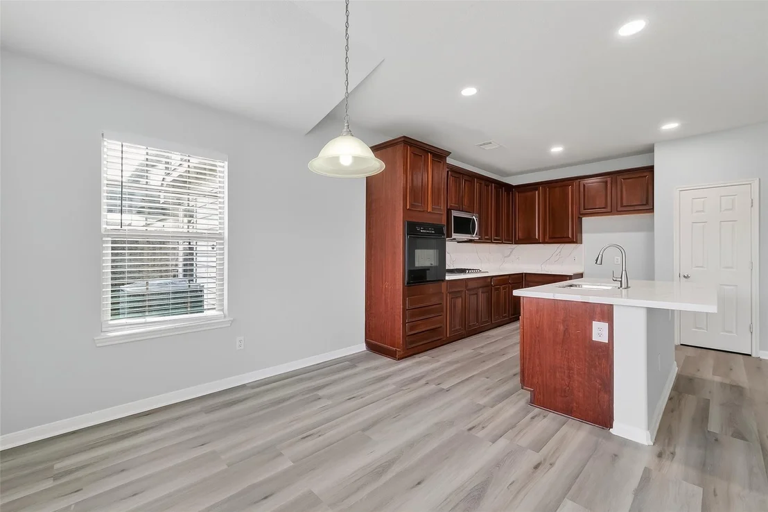 Photo of 3014 Crestbrook Bend Lane