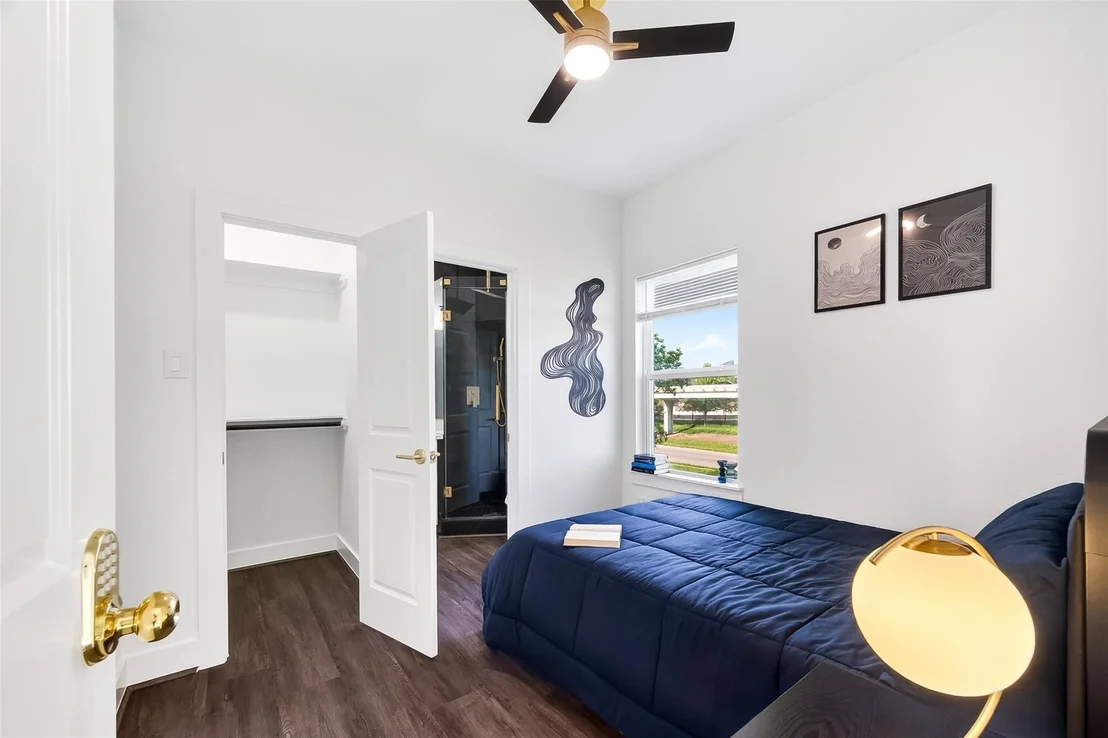 Photo of 3012 Orange Street