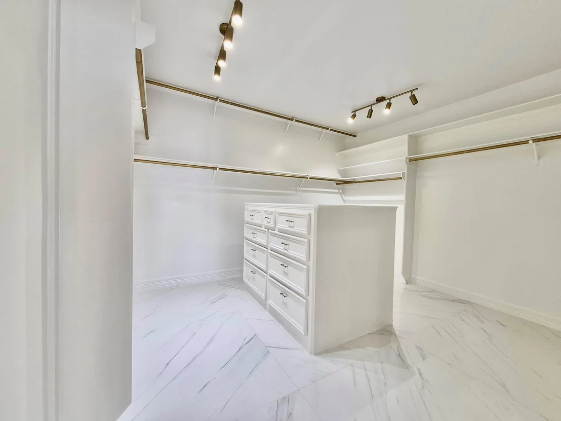 Photo of 5330 Braesheather Drive