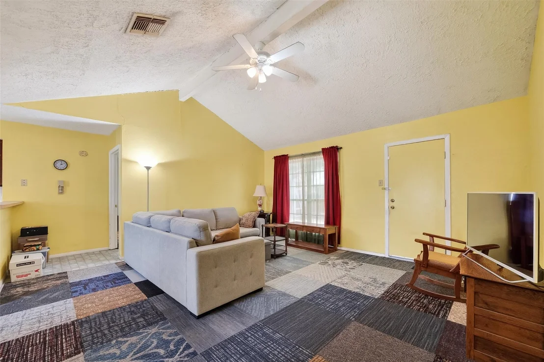 Photo of 302 Windward Drive