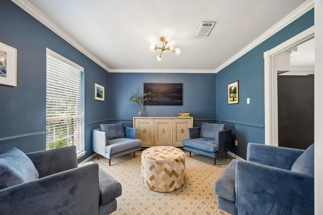 Photo of 11010 Overbrook Lane