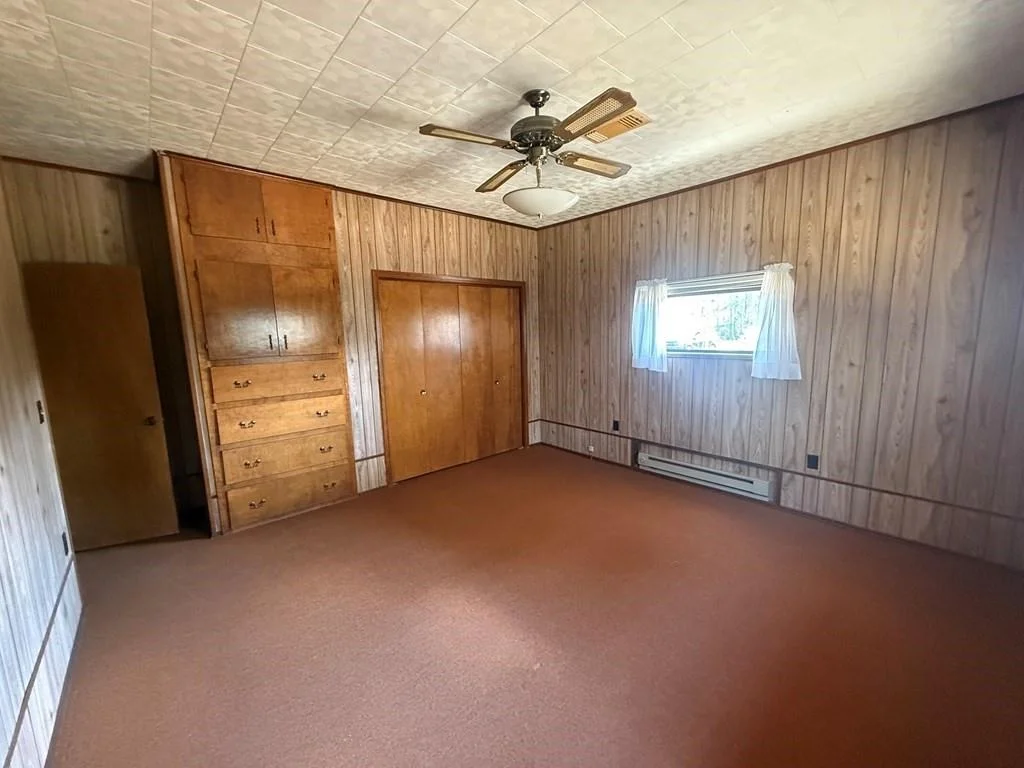 Photo of 1229 E State Highway 63