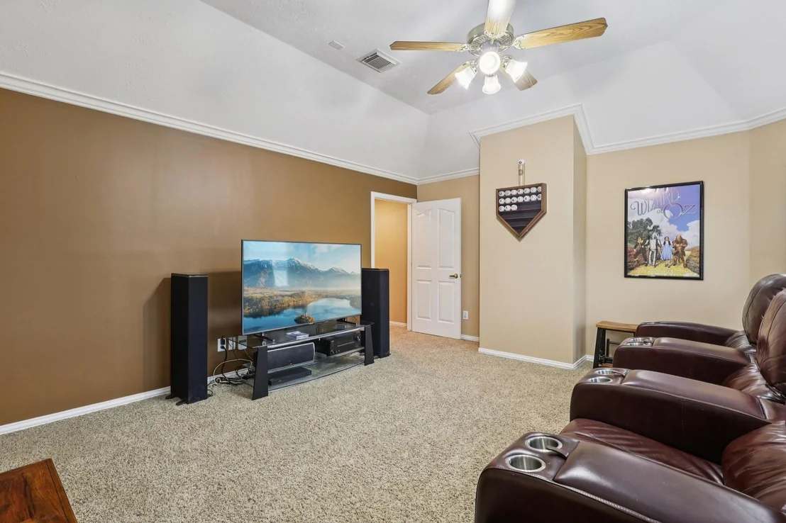 Photo of 182 N Hazelcrest Circle