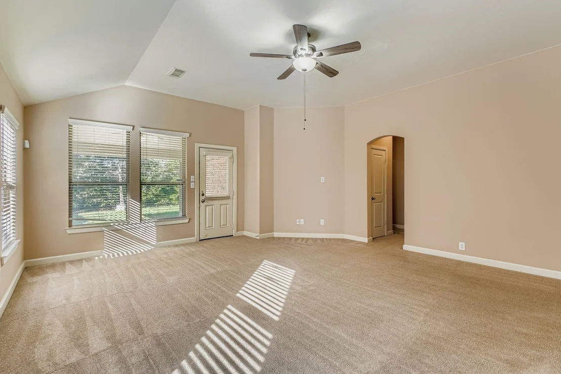 Photo of 4007 Pinecrest Hollow