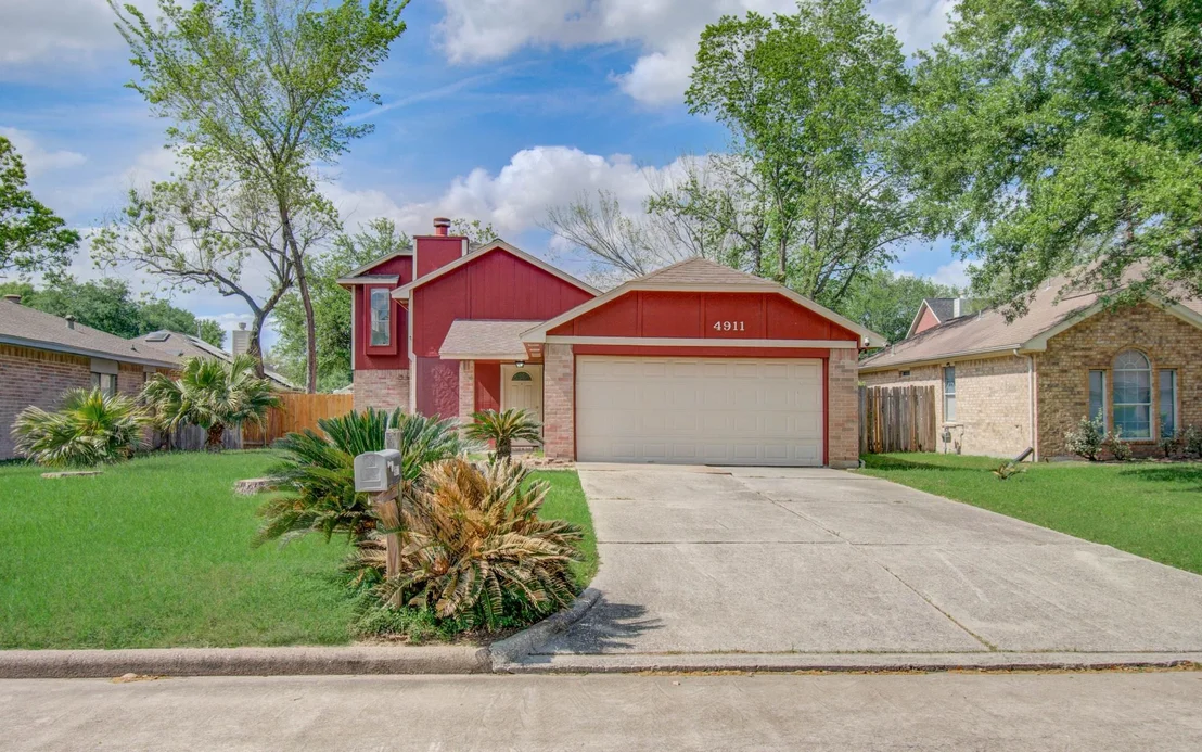Photo of 4911 Tealgate Drive