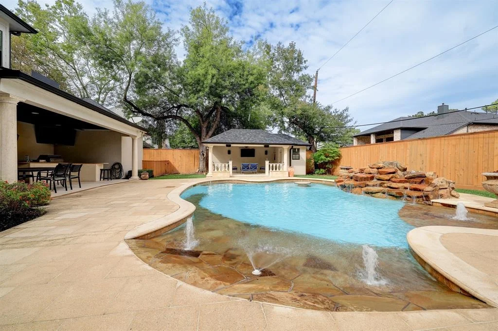 Photo of 1626 Lynnview Drive