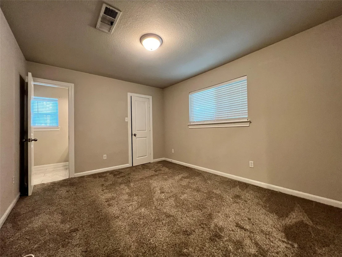 Photo of 203 Acorn Tree Court
