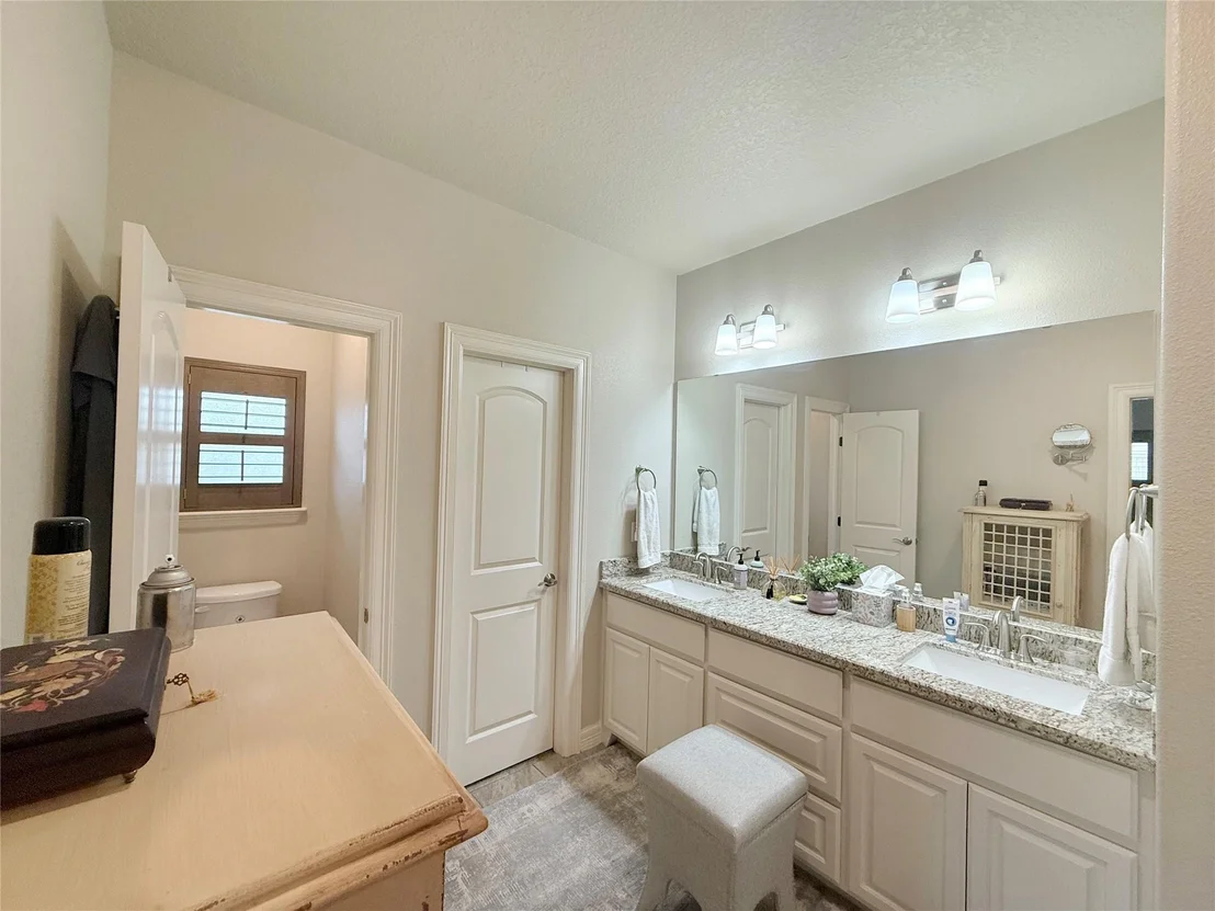 Photo of 313 Creekside Lane